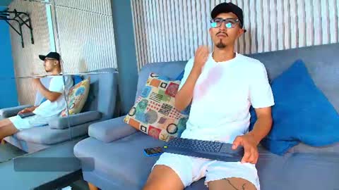 Snapshot of keny_romero chatting on July 11, 7:16 pm Keny Romero online show from July 11, 7:16 pm