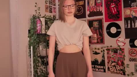 Lisa online show from January 10, 9:44 am