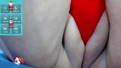 Snapshot of kerly_doll chatting on December 19, 9:49 pm K E R L Y online show from December 19, 9:49 pm