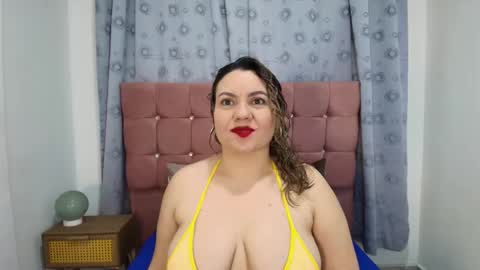 Snapshot of kerly_mature42 chatting on September 13, 11:32 am KERLY online show from September 13, 11:32 am