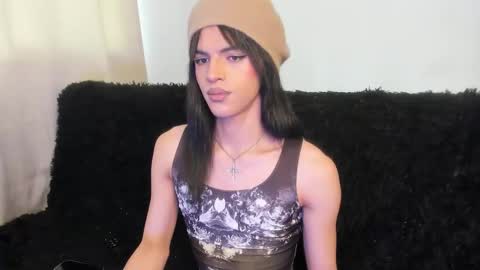 Kerly online show from November 13, 7:46 pm