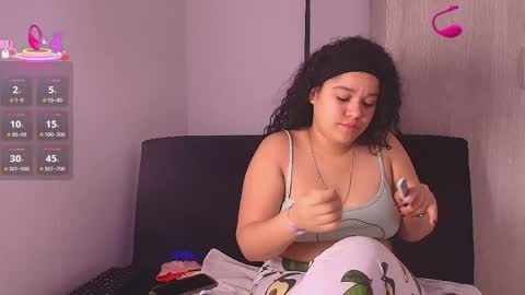 KESHA online show from March 31, 5:52 am