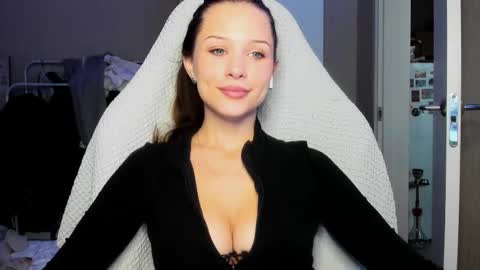 ketlinrous online show from September 17, 2:52 pm