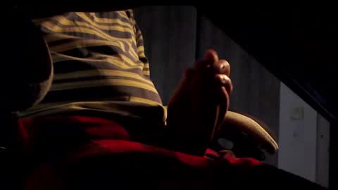 Snapshot of kev20paris chatting on December 14, 11:50 am kev20paris online show from December 14, 11:50 am