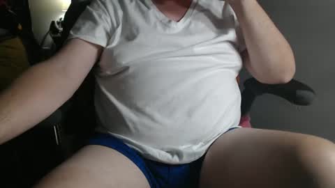 Snapshot of kev92569 chatting on February 17, 1:25 am kev92569 online show from February 17, 1:25 am