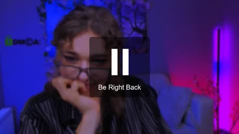 kevi here online show from September 15, 7:25 pm