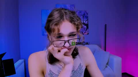 kevi here online show from September 23, 7:17 pm