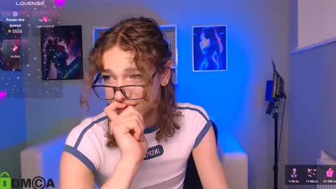 kevi here online show from October 3, 9:17 am