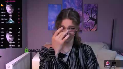 kevi here online show from October 7, 9:28 am
