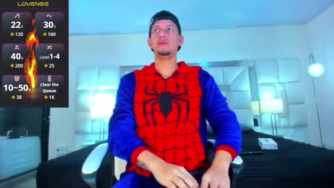 Snapshot of kevin__max_ chatting on November 27, 11:23 am Kev online show from November 27, 11:23 am