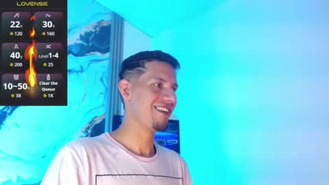 Snapshot of kevin__max_ chatting on August 1, 7:24 pm Kev online show from August 1, 7:24 pm