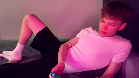 Snapshot of kevin_bucks chatting on March 3, 2:34 pm Kevin online show from March 3, 2:34 pm