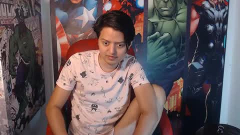 Snapshot of kevin_charless chatting on May 29, 12:36 pm Kevin online show from May 29, 12:36 pm