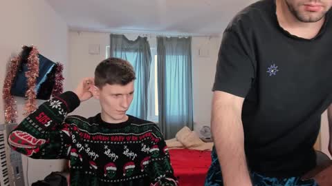 Snapshot of kevin_hornyyy chatting on January 10, 12:26 pm kevin online show from January 10, 12:26 pm