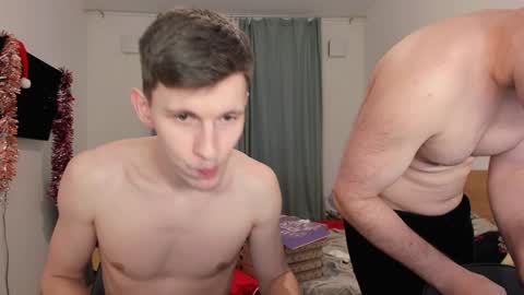 Snapshot of kevin_hornyyy chatting on January 23, 6:35 pm kevin online show from January 23, 6:35 pm