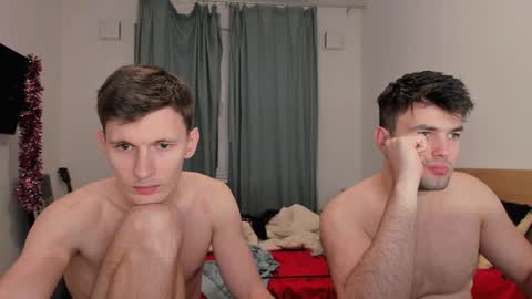 Snapshot of kevin_hornyyy chatting on January 25, 7:28 pm kevin online show from January 25, 7:28 pm