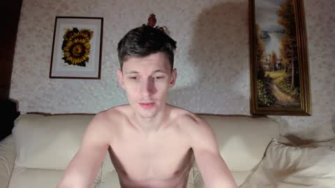 Snapshot of kevin_hornyyy chatting on January 27, 7:14 am kevin online show from January 27, 7:14 am
