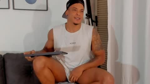 Kevin Lance online show from April 18, 8:07 am