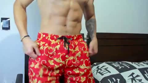 kevin_malone22 online show from April 22, 3:20 am