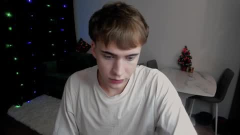 Snapshot of kevin_martin8 chatting on December 7, 8:49 pm Kevin Martin online show from December 7, 8:49 pm