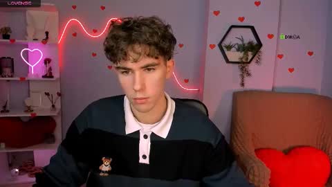 kevin_nix_ online show from February 10, 6:39 am