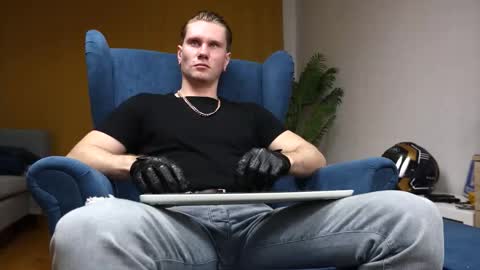 Kev online show from November 14, 5:22 pm