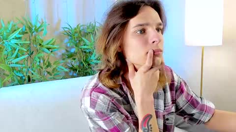 Kevin online show from April 15, 8:21 am