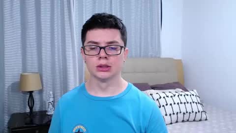 Kevin online show from March 26, 12:17 am