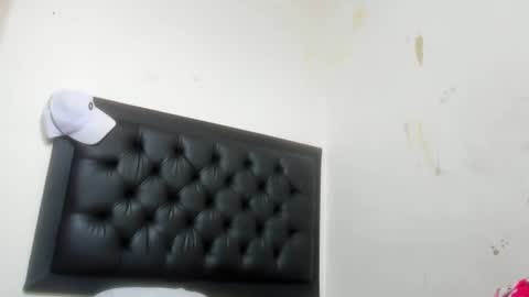 Snapshot of kevinkewma chatting on September 20, 6:31 pm kevinkewma online show from September 20, 6:31 pm