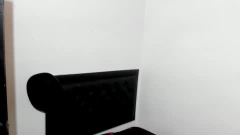 Snapshot of kevinkewma chatting on November 2, 11:34 am kevinkewma online show from November 2, 11:34 am