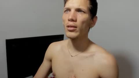 Snapshot of kevinkewma chatting on November 5, 11:54 am kevinkewma online show from November 5, 11:54 am