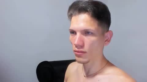 Snapshot of kevinkewma chatting on December 5, 12:47 pm kevinkewma online show from December 5, 12:47 pm