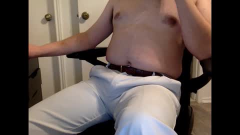 Snapshot of kevinkunze chatting on December 26, 5:37 am KevinKunze online show from December 26, 5:37 am