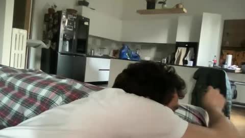 kevinpillobello online show from April 16, 4:41 pm