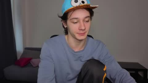 kevinstrike online show from April 7, 1:22 pm