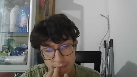 Snapshot of kevintdx chatting on October 5, 3:27 am kevintdx online show from October 5, 3:27 am