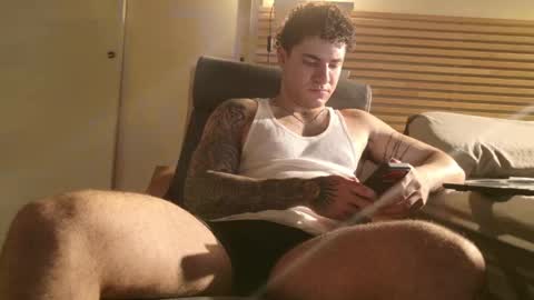 Kevin online show from April 21, 11:51 pm