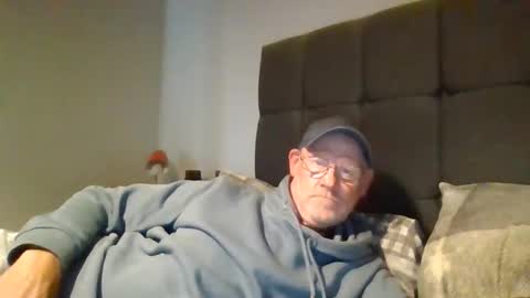 Snapshot of kevlooking4sez chatting on September 10, 5:13 pm kevlooking4sez online show from September 10, 5:13 pm