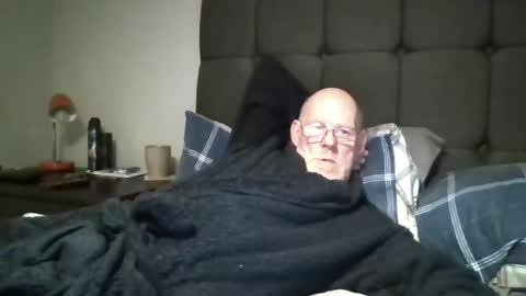 kevlooking4sez online show from February 27, 1:49 am