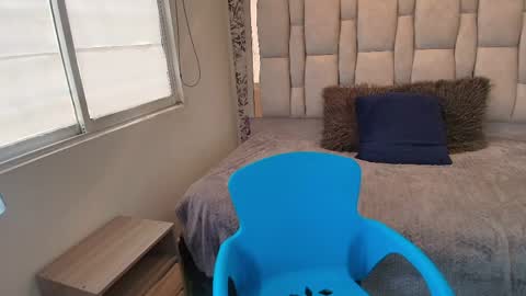 KEYLA BRUNETTE online show from April 10, 7:29 pm