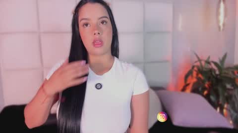 keyla_lage online show from May 5, 8:28 pm