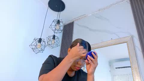 Snapshot of keyla_mejia chatting on June 20, 12:08 pm Keyla online show from June 20, 12:08 pm