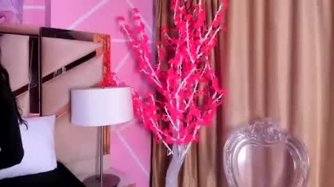 Keyla noa online show from April 11, 11:25 am