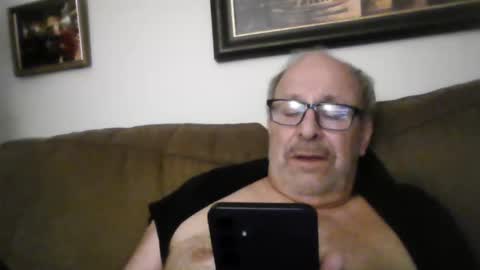 Snapshot of kfries chatting on September 14, 3:38 am Kent online show from September 14, 3:38 am