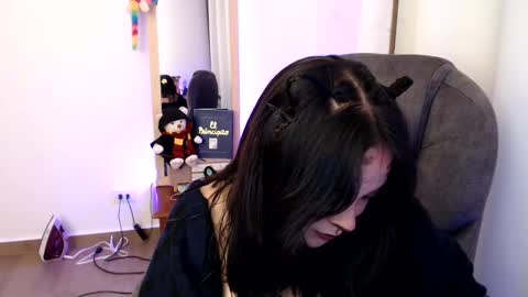 Liss online show from November 2, 2:14 am