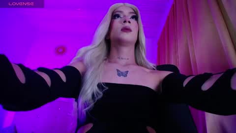 Snapshot of khalany_hadid chatting on May 3, 7:09 pm kahalany online show from May 3, 7:09 pm