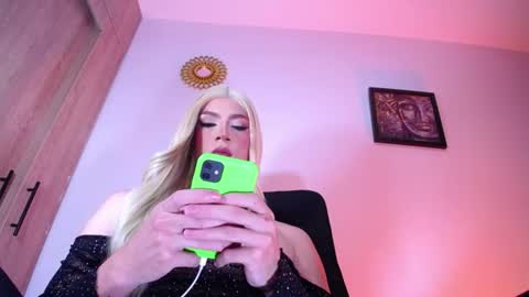 Snapshot of khalany_hadid chatting on July 27, 6:09 am kahalany online show from July 27, 6:09 am
