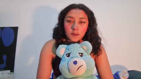 Snapshot of khaleesi_j chatting on February 22, 4:51 am khaleesi_j online show from February 22, 4:51 am