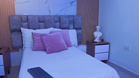 Snapshot of khalifa_fletcher chatting on December 19, 12:17 am khalifa online show from December 19, 12:17 am