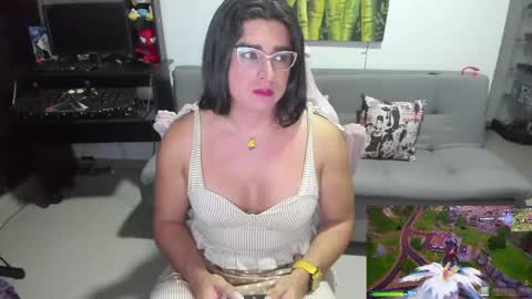 Khalifa Kasumi online show from April 2, 6:44 am